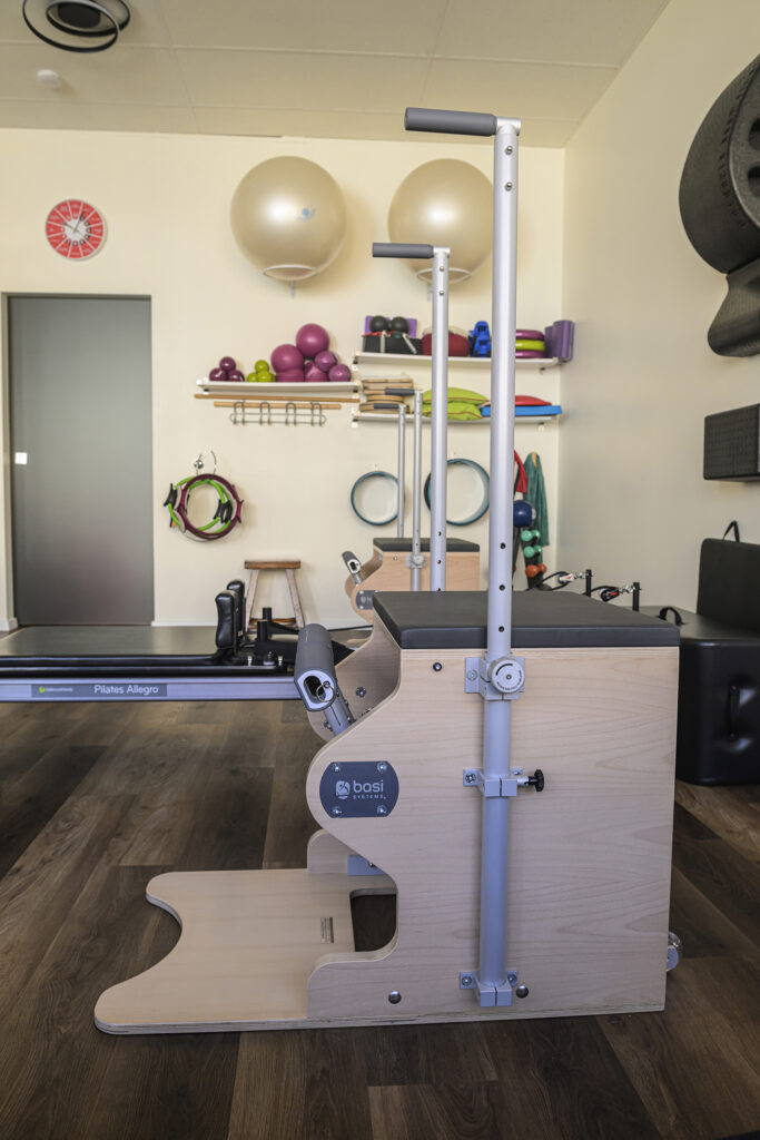 Studio 2 - BASI System Wundachairs